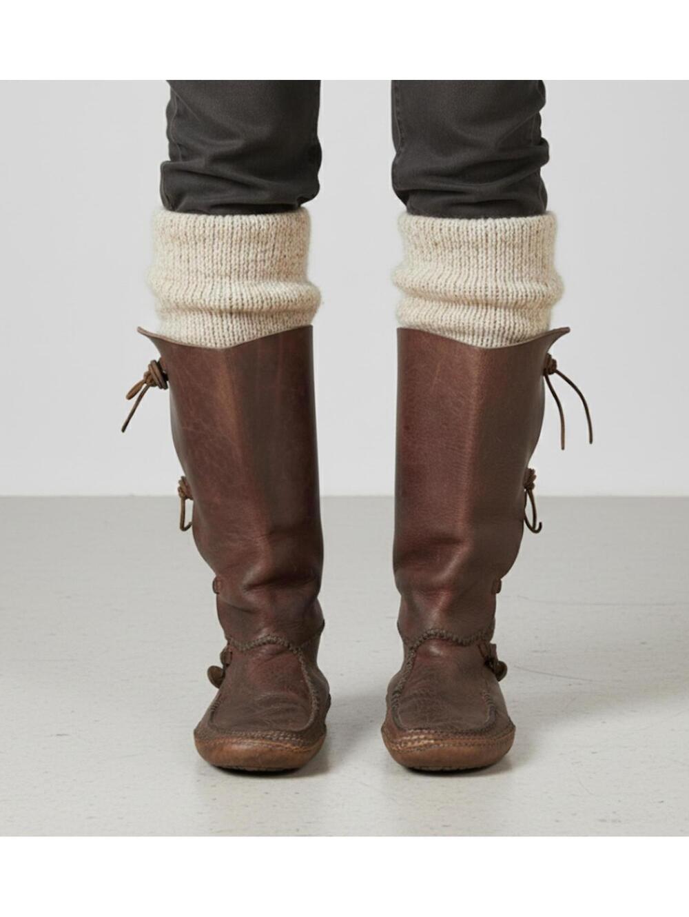 Native USA American Moccasins 1940s Buffalo Aged US 8 Boots